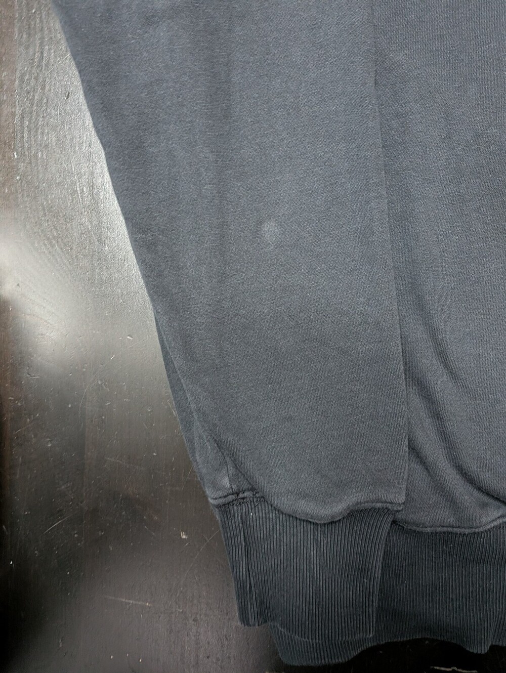Nike Club Fleece Crewneck Centre Swoosh Logo Check Swoosh Pullover Black Small - Picture 3 of 7